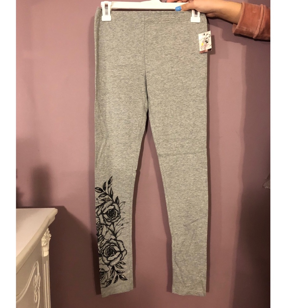 Candie’s Britney Spears leggings
